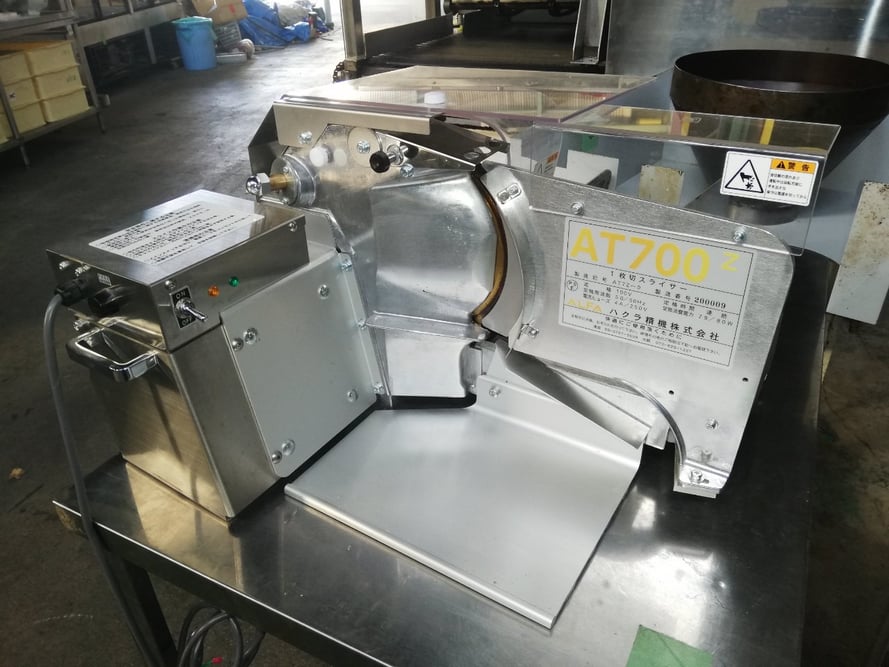 ハクラ精機(株) 1枚切手動パンスライサー AT-700Z | 中古製パン製菓機械