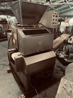 (株)オシキリ　8口分割機　デリード　D8