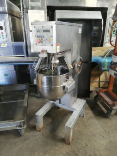 (株)愛工製作所　縦型ミキサー「マイティS」30L　MS-30