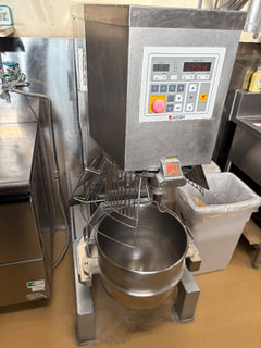 (株)愛工製作所　縦型ミキサー50L　MS-50