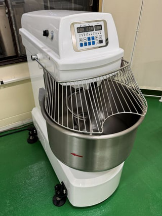 東海フードマシン　スパイラルミキサー　WFSM2-50T