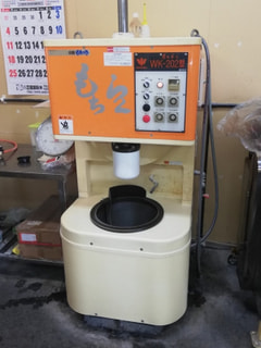 渡辺工業　自動餅つき機　もちらく　WK-202