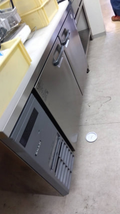 フクシマガリレイ　業務用冷蔵庫（台下冷蔵庫）　LRW-150RM