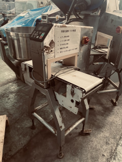 アンリツ産機システム(株) 　金属探知機　